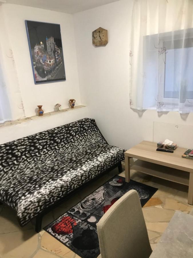 Haus Monika Apartment Solnhofen ภายนอก รูปภาพ